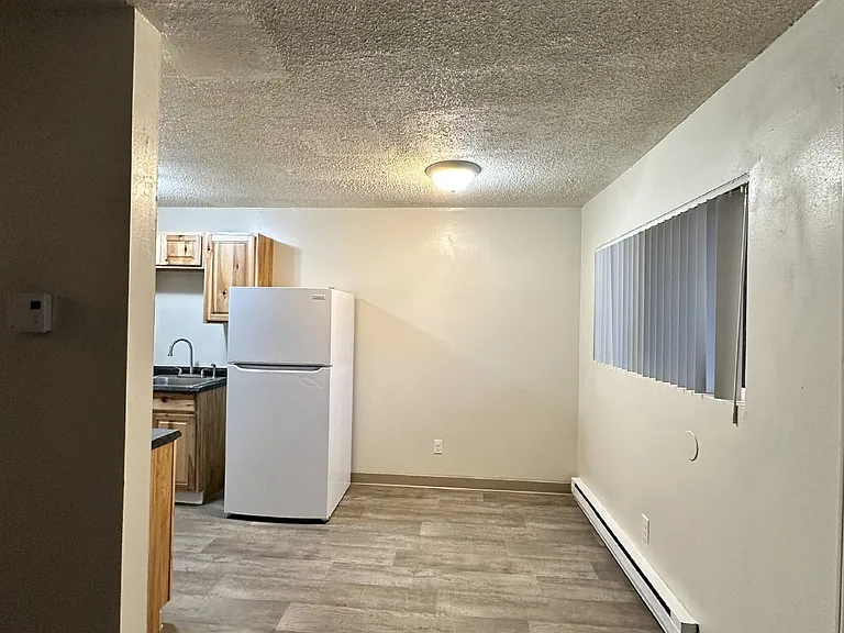 Shalamar Apartments — Photo 12