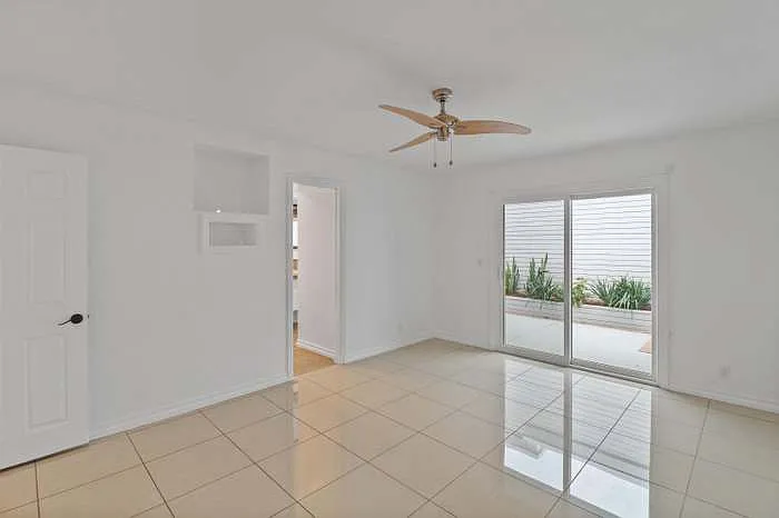 2518 S Sierra Madre — Photo 13