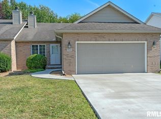 2214 Cormorant Dr, Springfield, IL 62711