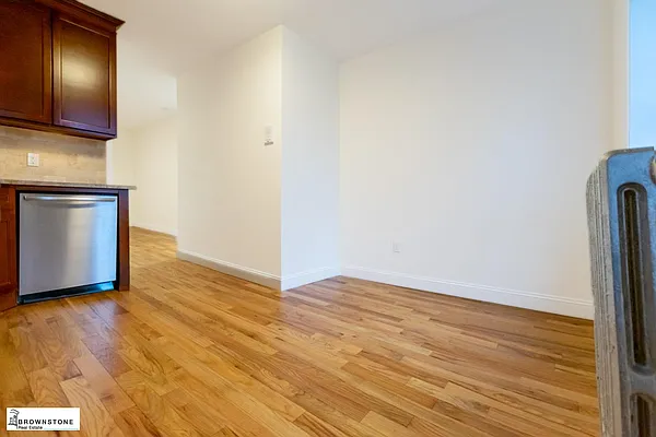 Rented by Brownstone Real Estate | media 11