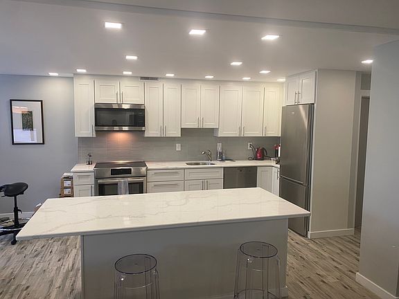 4th image of 1 Claridge Dr APT 224