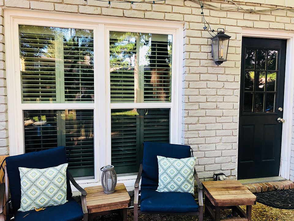 Outdoor patio