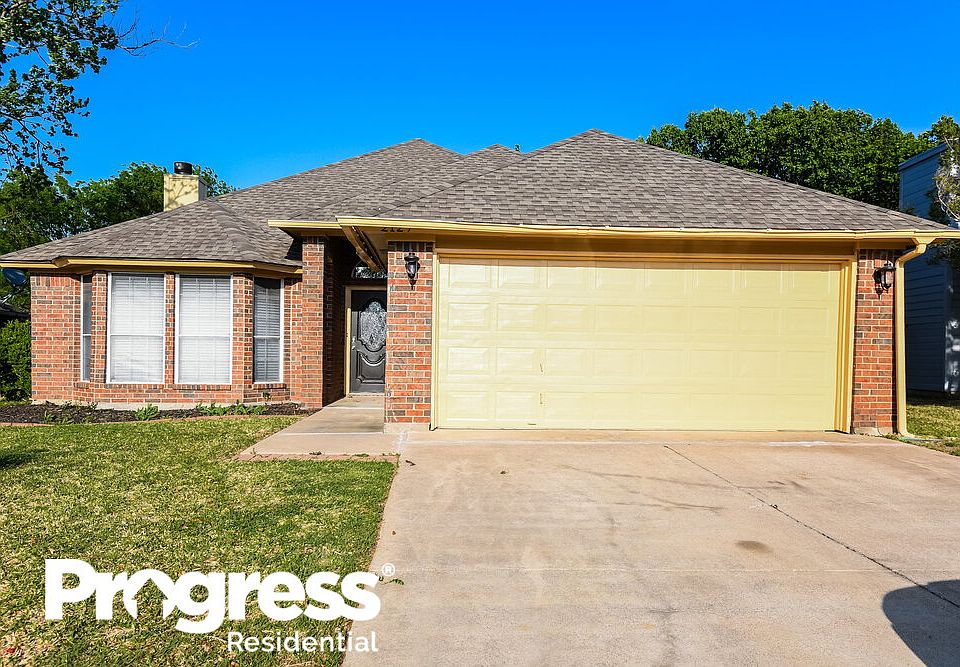 1st image of 2127 Stoneridge Dr