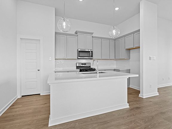 DAL_Meadow Vista_Kendalia_1813 Willowhurst Lane 2