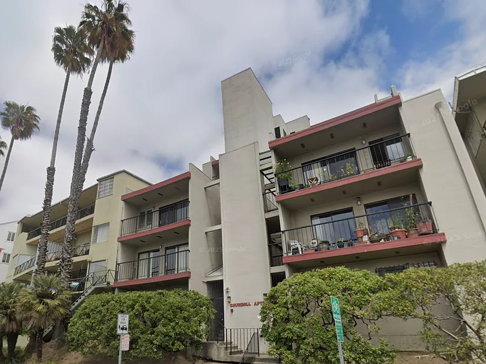 1940 Lakeshore Ave