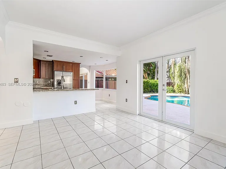 4671 SW 154th Pl — Photo 8