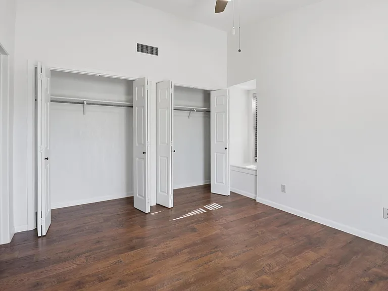 100 Bay Point Dr #3 — Photo 16