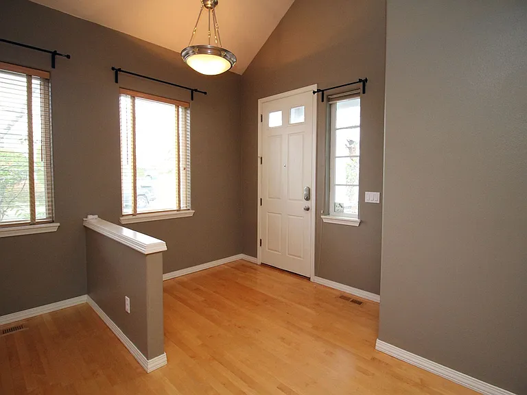 5187 NW Skycrest Pkwy — Photo 3