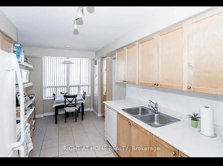55 Strathaven Dr #604 — Photo 5