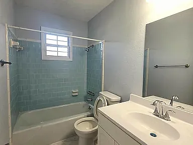 103 S Charlene Dr — Photo 3