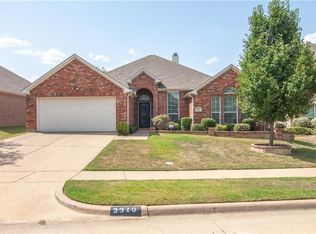5920 Silver Sage Ln, Grand Prairie, TX 75052