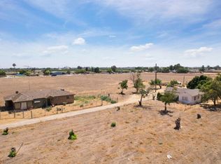 690 W Mathews Rd, French Camp, CA 95231