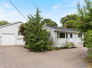 360 Church Rd, Colchester, VT 05446