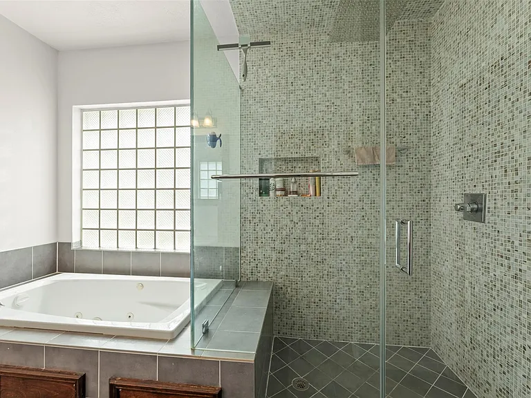 44 Parkway Pl — Photo 18
