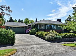 6469 SW Loop Dr, Portland, OR 97221