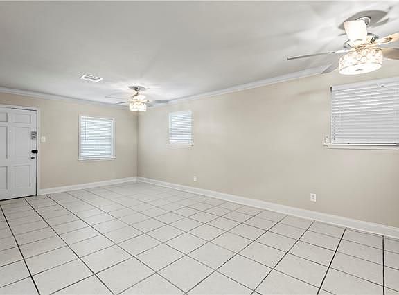 3rd image of 2510 Behrman Hwy