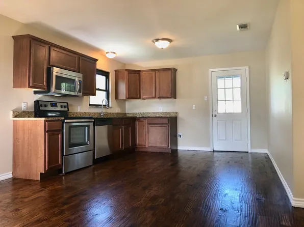 54111 Katy Dr, Irving, TX 75061