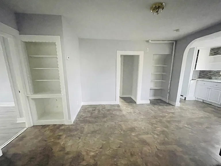 97 Wells St #2 — Photo 3