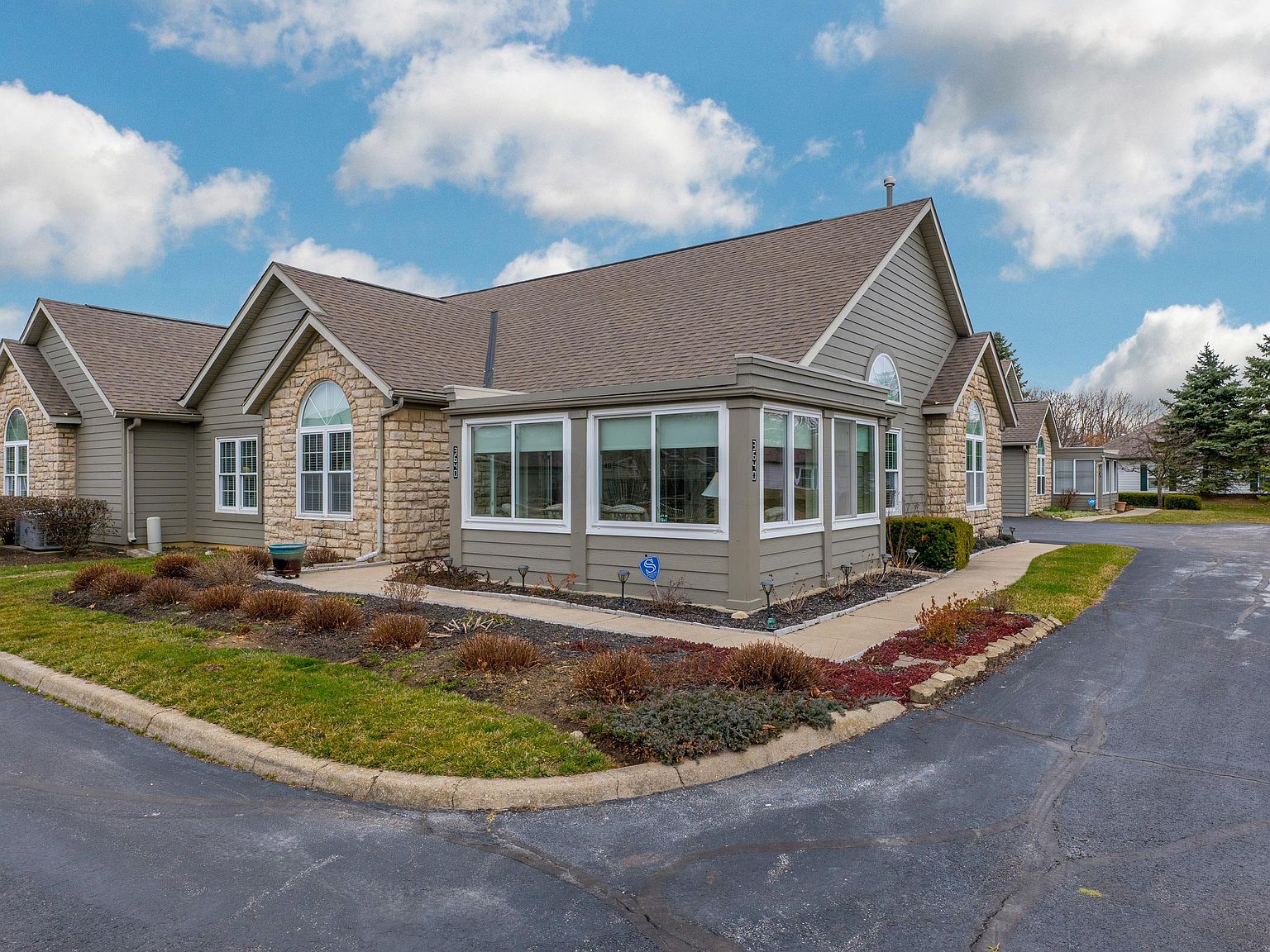 3640 E Links Cir #16-364, Hilliard, OH 43026 | Zillow