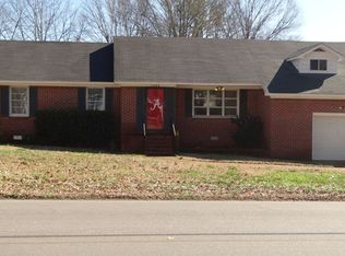 1406 N Parkway St, Corinth, MS 38834