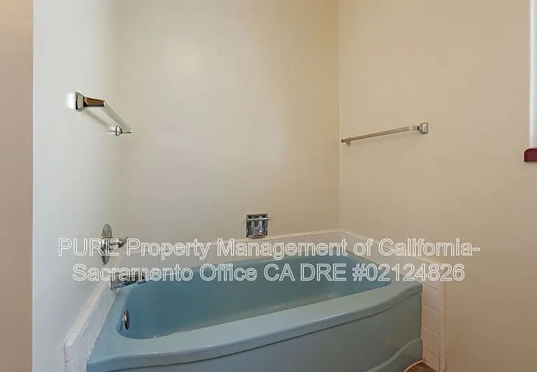 5201 T St — Photo 24