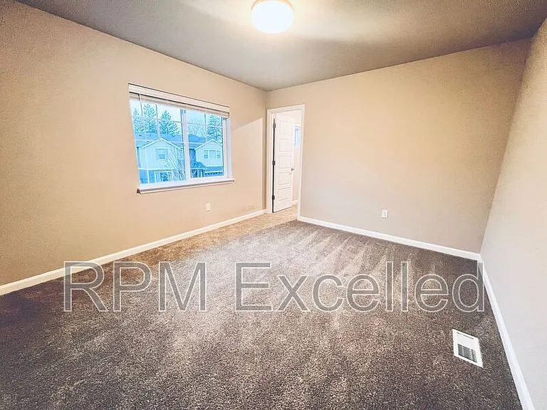 32728 Ash Ave SE — Photo 32