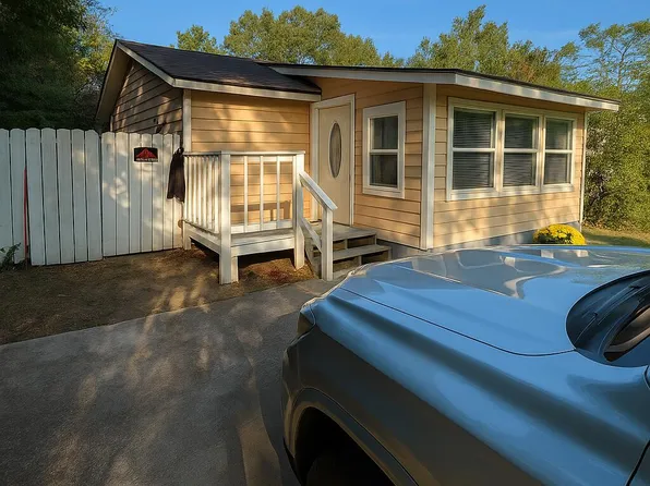 9241 2ND Avenue, Jacksonville, FL 32208