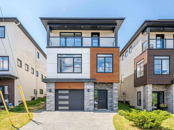 89 Darjeeling Dr, Halifax, NS B3P 0J9