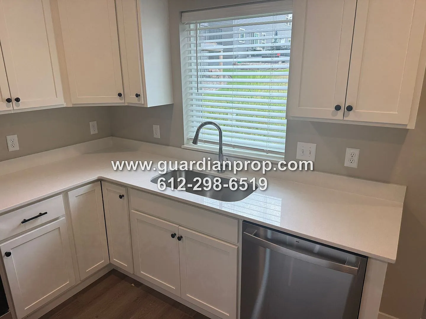 Luxury New Construction Townhouse, End Unit, Open Floor Plan, Loft Area, Large Primary Suite — Photo 4