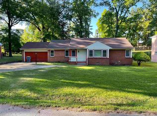895 Enfield Rd, Memphis, TN 38116