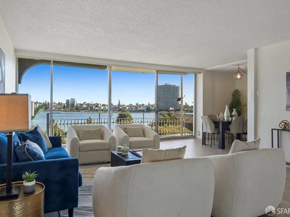 1555 Lakeside Dr APT 22, Oakland, CA 94612