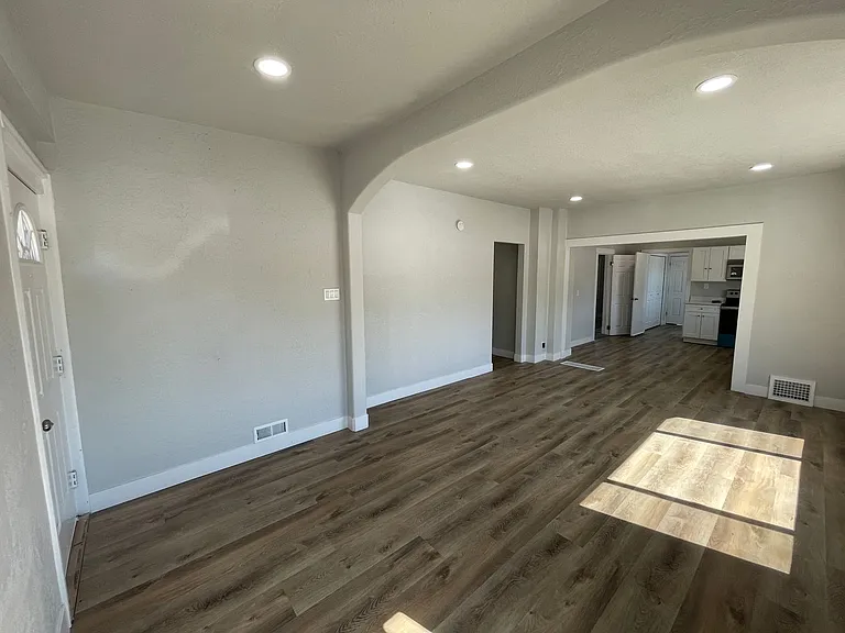 2793 S 9000 W — Photo 5