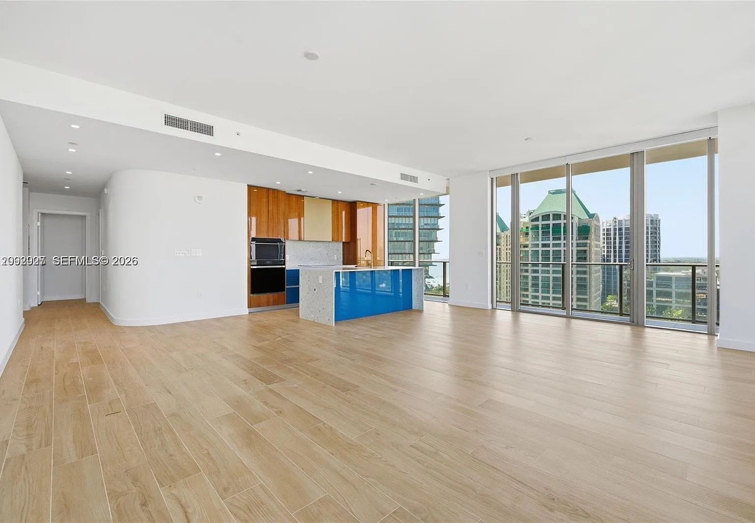 2678 Tigertail Condo — Photo 4