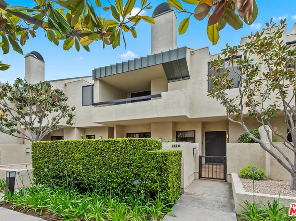 2246 Century Hl, Los Angeles, CA 90067