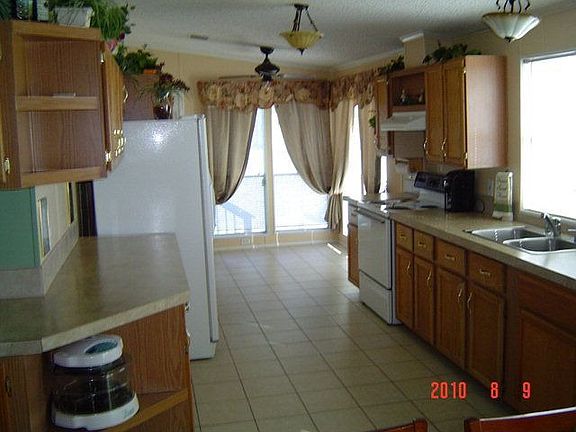 2nd image of 286 Rosemary Loop
