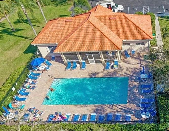 1st image of 430 Robin Hood Cir #100