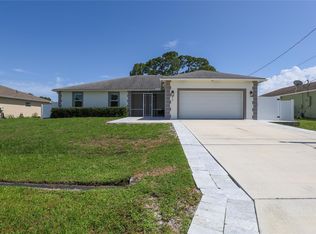 998 SW Romaine Ln, Port Saint Lucie, FL 34953