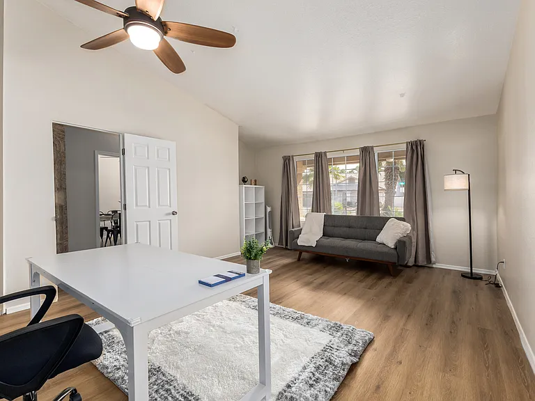 6424 E Menlo St — Photo 29