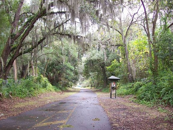 Magnolia Walking Trail