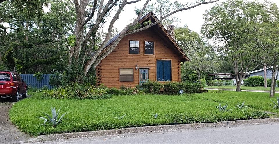 1st image of 2424 Elm Ave