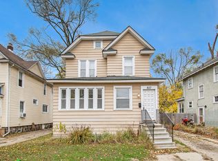 827 Reed Ave, Kalamazoo, MI 49001