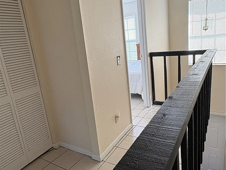 1005 SW 48th Ter #8 — Photo 30