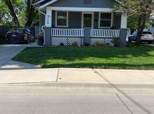 315 E 1st St, McPherson, KS 67460