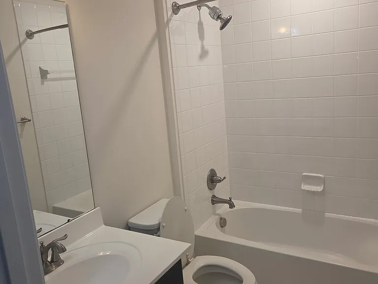 5311 Smiths Cove Ln — Photo 6