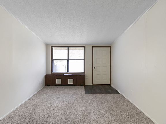 5th image of 1373 Montgomery Ct #16911041