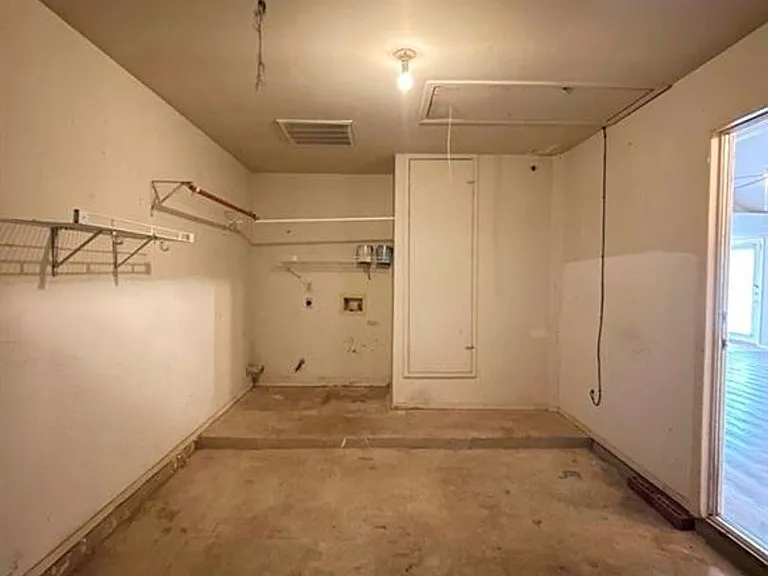 16719 Whitebrush Loop — Photo 33