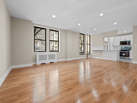 3rd image of 884 W End Ave #2I