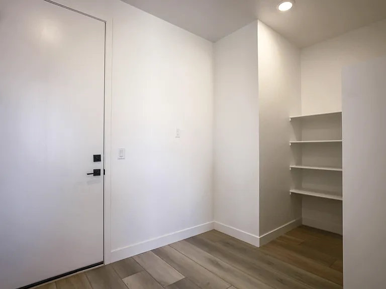 3068 W Orco Ln — Photo 37