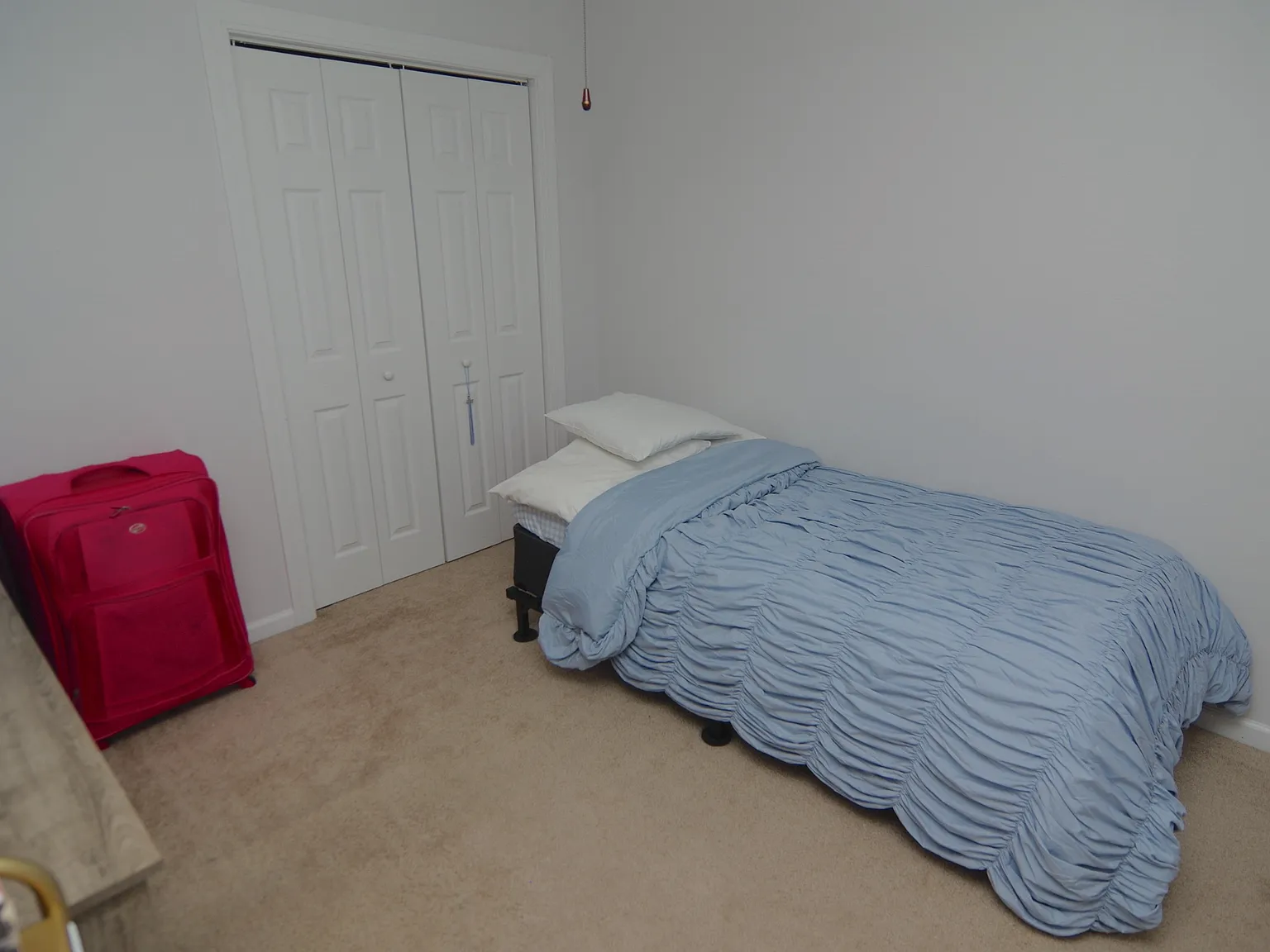 3 bed, 2.5 bath, 1268 sqft, $1,900 — Photo 4