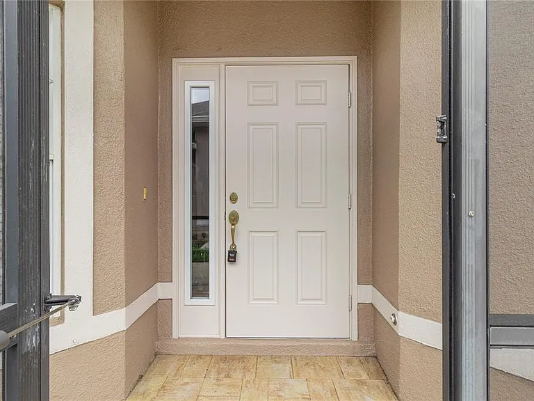3533 Lakewood Blvd — Photo 4